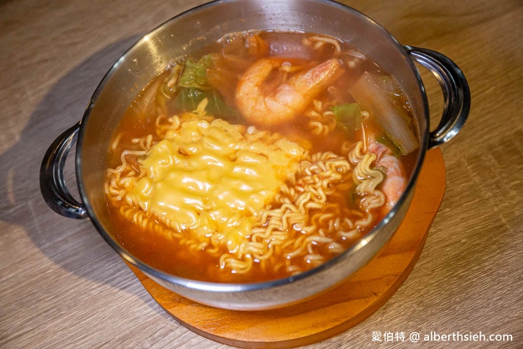 苗栗通霄美食|梁陳吉日複合式乾燥花餐廳(價格親民餐點美味) - 第21張圖 苗栗通霄美食|梁陳吉日複合式乾燥花餐廳(價格親民餐點美味)