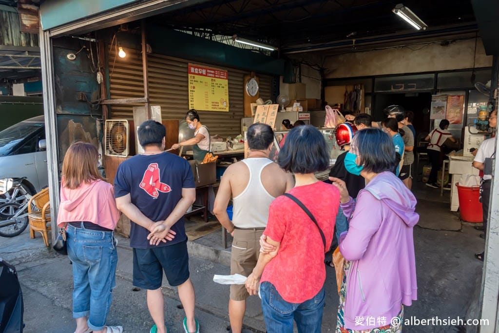 馬祖大餅八德無名燒餅｜早餐限定，巨無霸燒餅只要15元
