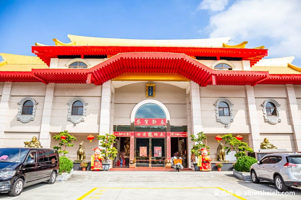 桃園威天宮｜東南亞最高室內武財神，龍銀參拜關聖帝君