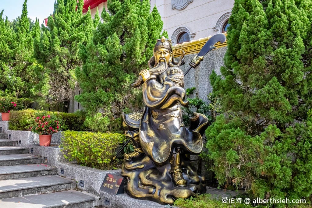 桃園威天宮｜東南亞最高室內武財神，龍銀參拜關聖帝君