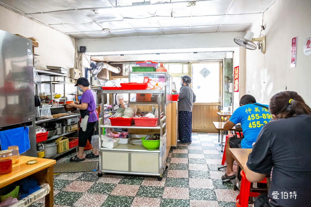 阿時麵店|忠貞市場隱藏版美食,貿東路45年老牌餛飩麵必吃 @愛伯特
