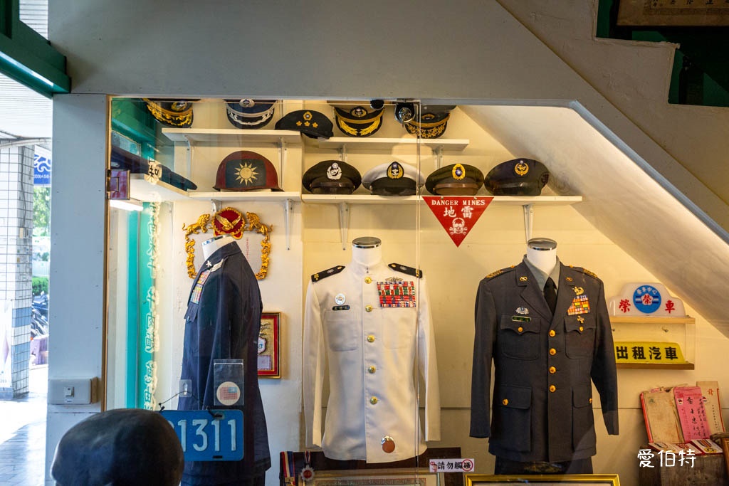 忠貞眷村口米干麻辣滷味｜桃園龍岡美食，鴨翅必吃，牛肉麵也不錯 @愛伯特