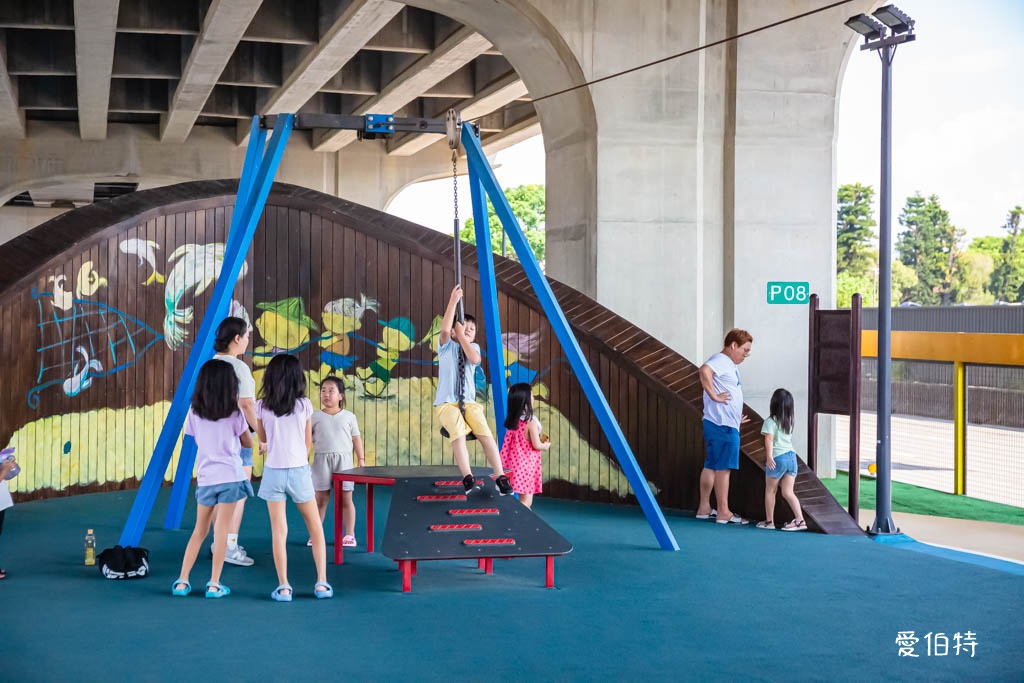 新屋頭洲魅力公園|滑索×溜滑梯×挖沙×鞦韆台66線橋下公園 @愛伯特