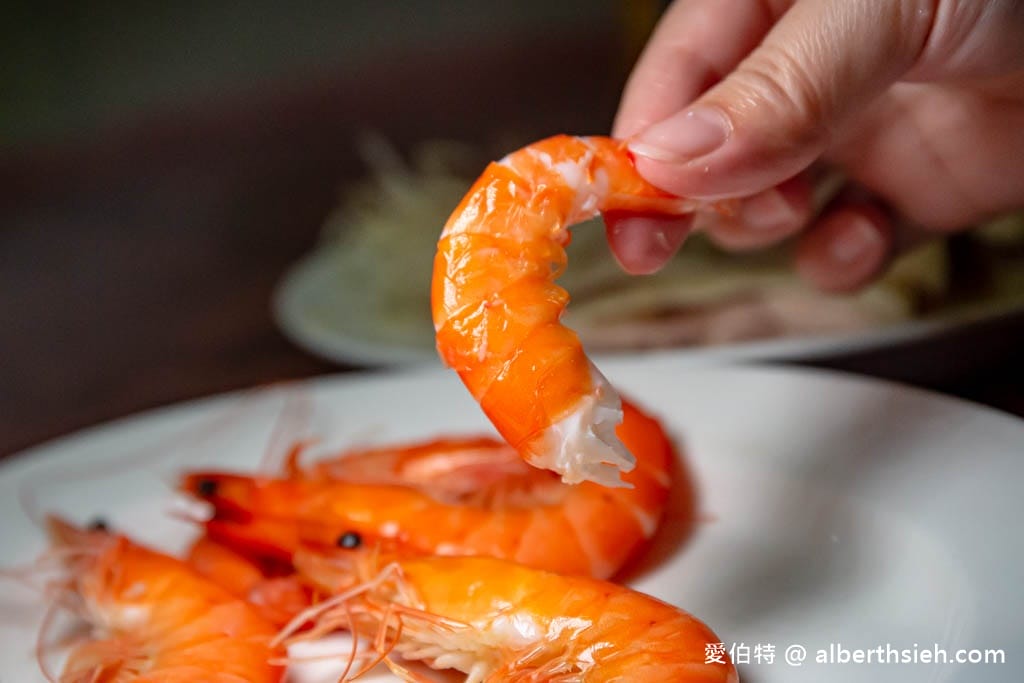 台南土城海產店｜在地人吃海鮮就要來這，紅蟳處女蟳必吃