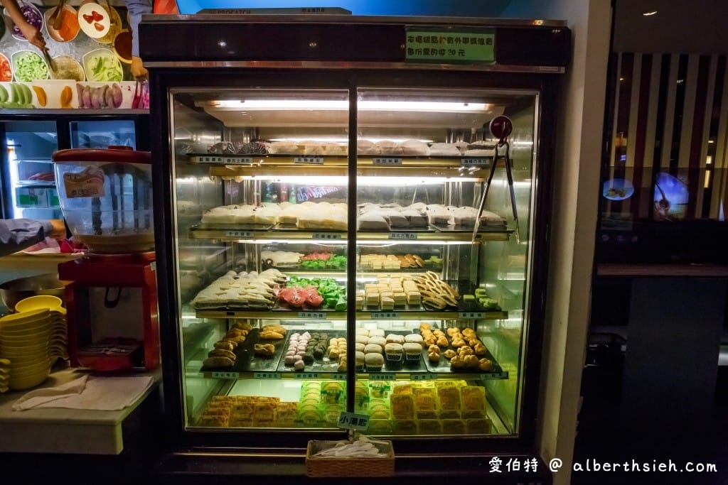 桃園自助吧吃到飽｜我家牛排桃園春日店（360元起水果很鮮甜好吃）