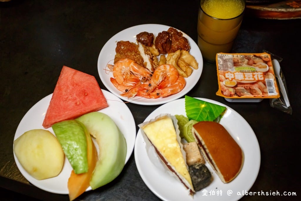 桃園自助吧吃到飽｜我家牛排桃園春日店（360元起水果很鮮甜好吃）