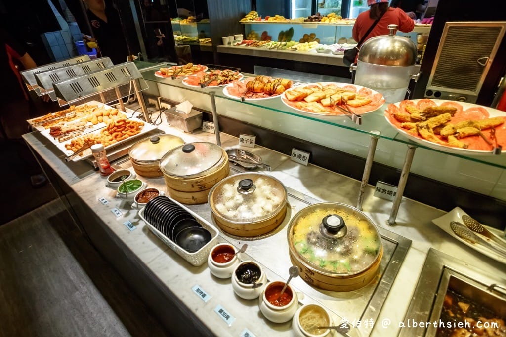 桃園自助吧吃到飽｜我家牛排桃園春日店（360元起水果很鮮甜好吃）