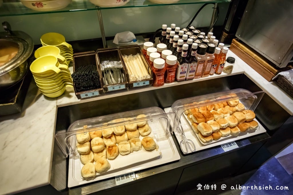 桃園自助吧吃到飽｜我家牛排桃園春日店（360元起水果很鮮甜好吃）