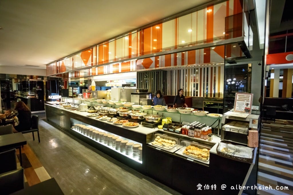 桃園自助吧吃到飽｜我家牛排桃園春日店（360元起水果很鮮甜好吃）