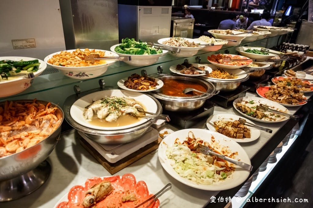 桃園自助吧吃到飽｜我家牛排桃園春日店（360元起水果很鮮甜好吃）