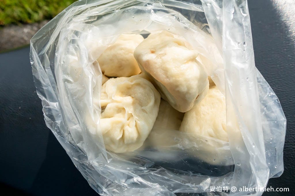 桃園早餐推薦｜忠貞市場祖傳現做小籠包龜山分店，10顆100元