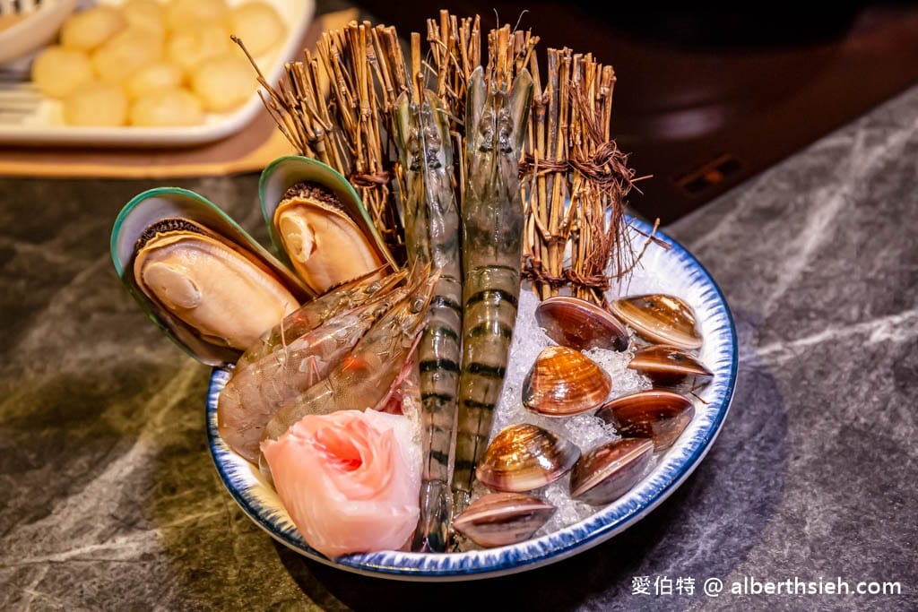 尬鍋桃園中壢元化店（279元起王品火鍋半自助式吃到飽，中壢SOGO商圈）