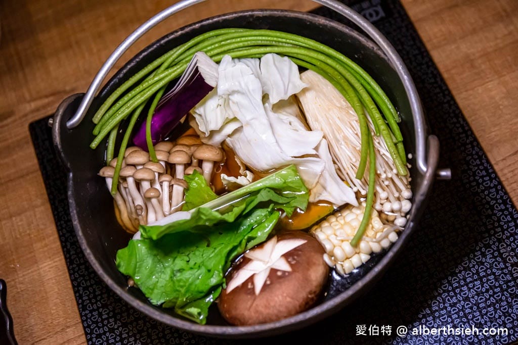 御鼎湯原本鍋物林口仁愛店(CP值高平價火鍋自助吧吃到飽) - 第40張圖 御鼎湯原本鍋物林口仁愛店(CP值高平價火鍋自助吧吃到飽)