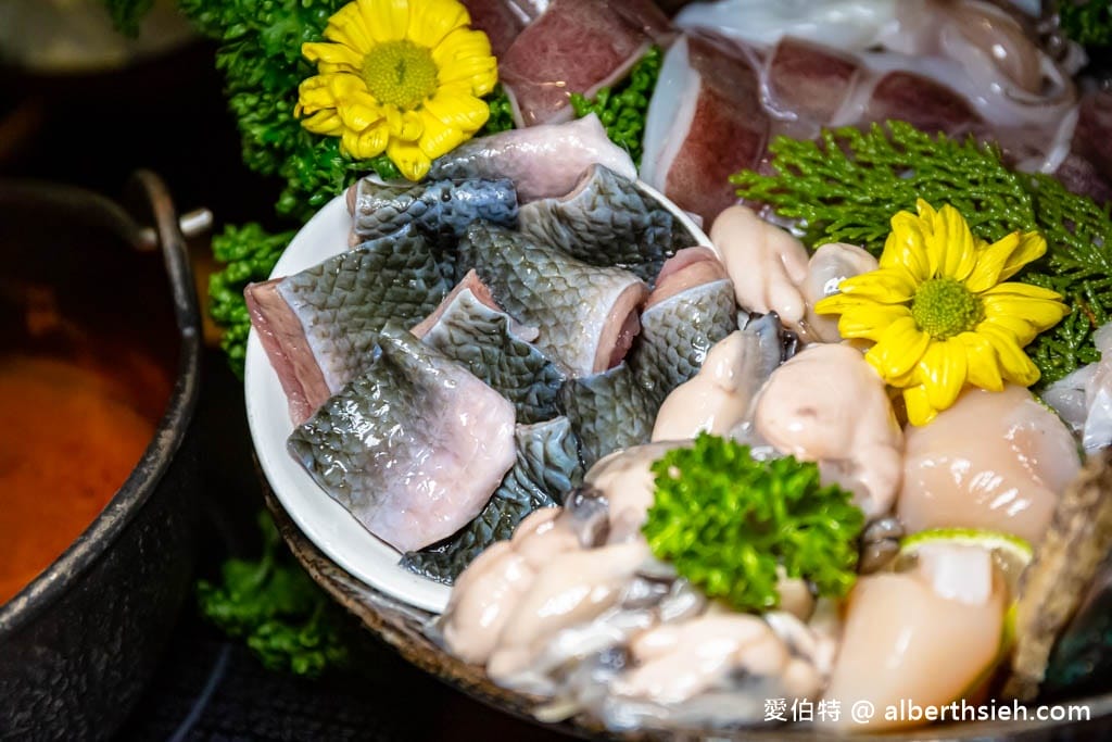 御鼎湯原本鍋物林口仁愛店(CP值高平價火鍋自助吧吃到飽) - 第50張圖 御鼎湯原本鍋物林口仁愛店(CP值高平價火鍋自助吧吃到飽)