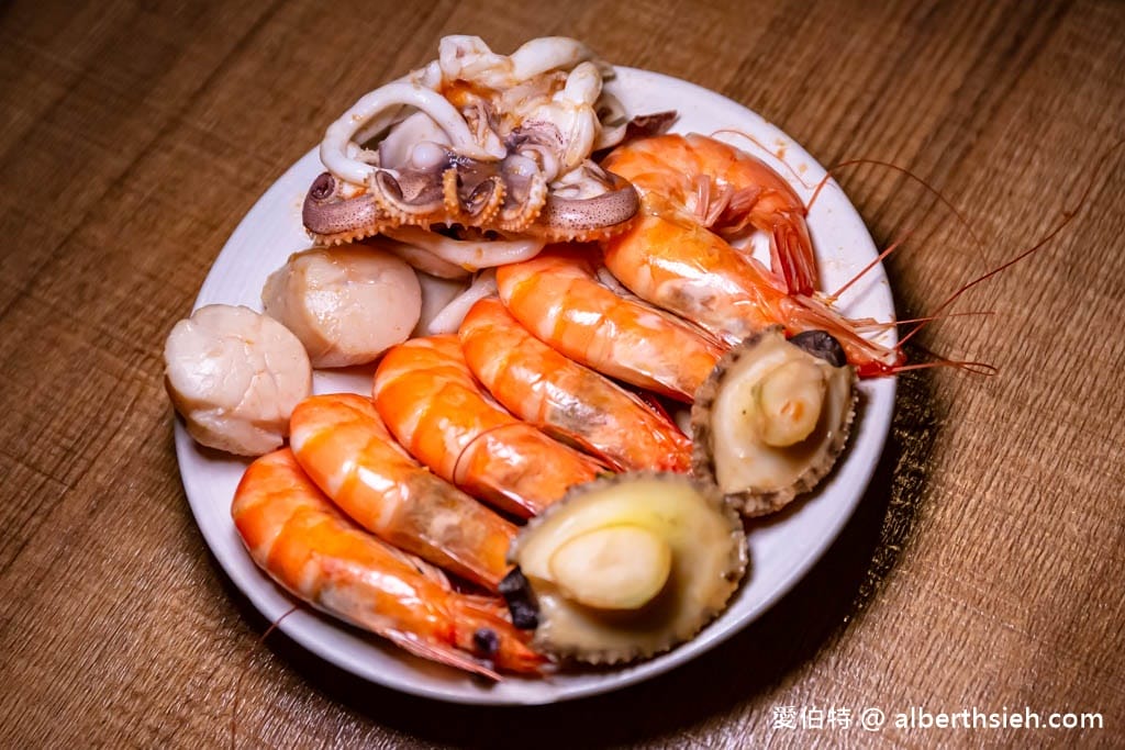 御鼎湯原本鍋物林口仁愛店(CP值高平價火鍋自助吧吃到飽) - 第53張圖 御鼎湯原本鍋物林口仁愛店(CP值高平價火鍋自助吧吃到飽)