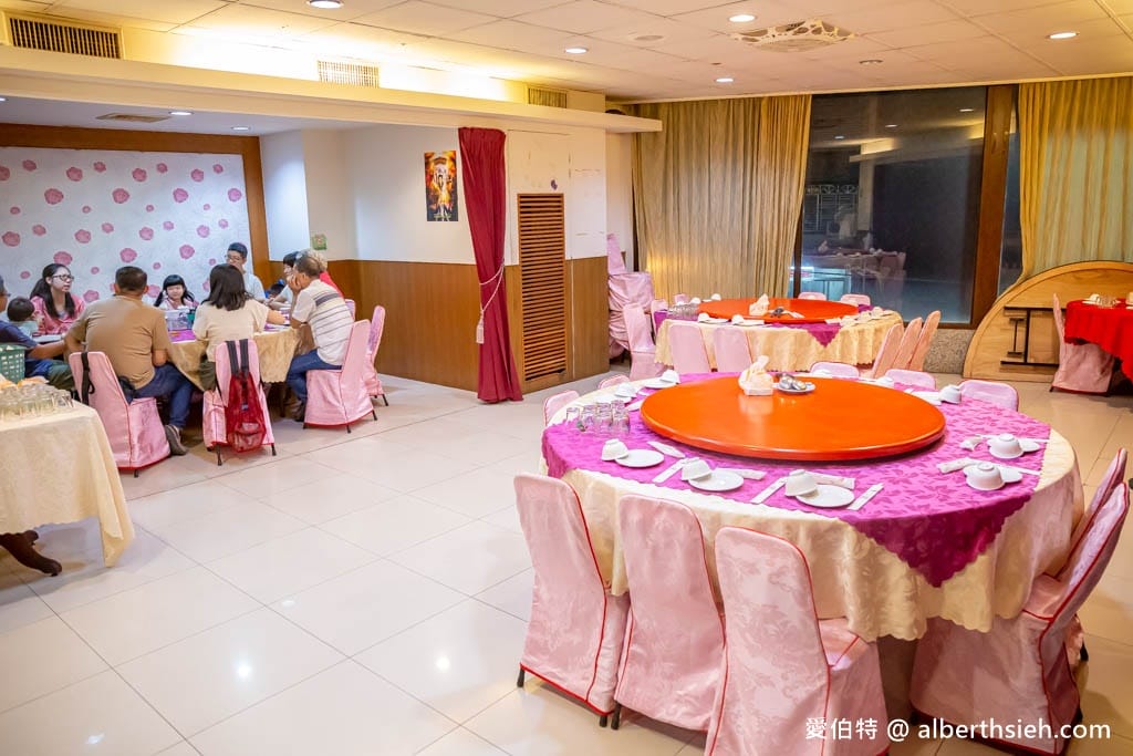 富樂砂鍋魚頭美食餐廳（台中后里在地40年，料多湯鮮美）