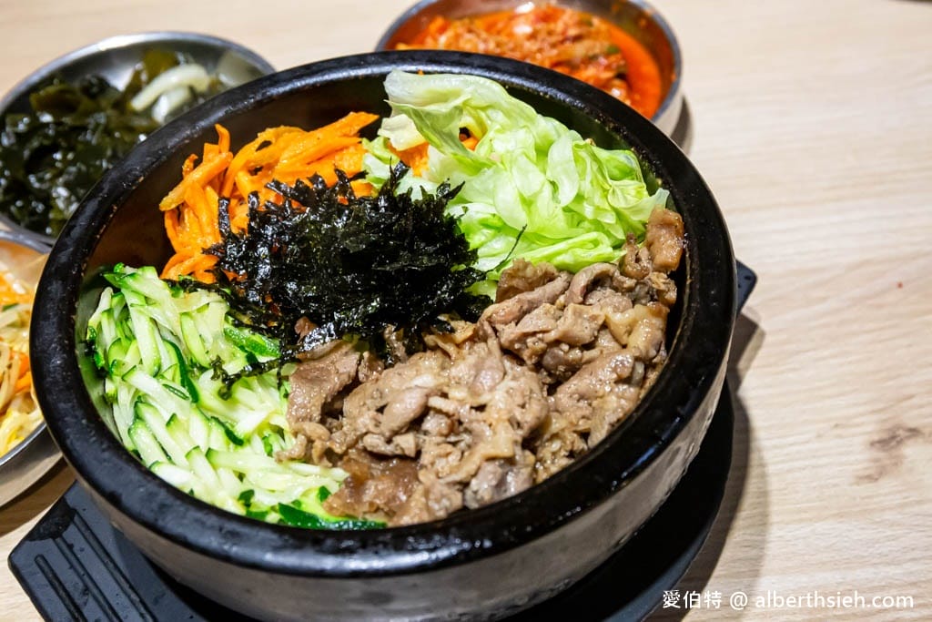 中壢韓式料理推薦馬柒｜元智大學平價美食，小菜吃到飽，大推洋釀炸雞