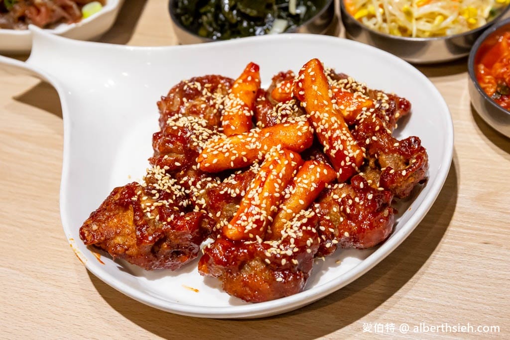 中壢韓式料理推薦馬柒｜元智大學平價美食，小菜吃到飽，大推洋釀炸雞