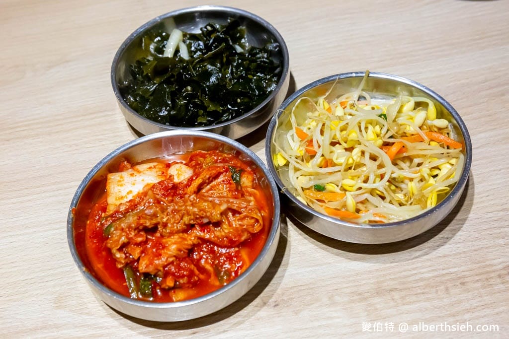 中壢韓式料理推薦馬柒｜元智大學平價美食，小菜吃到飽，大推洋釀炸雞