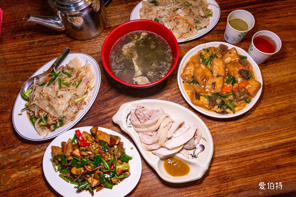 2025【內灣老街美食】推薦5間小吃餐廳dcard/ptt