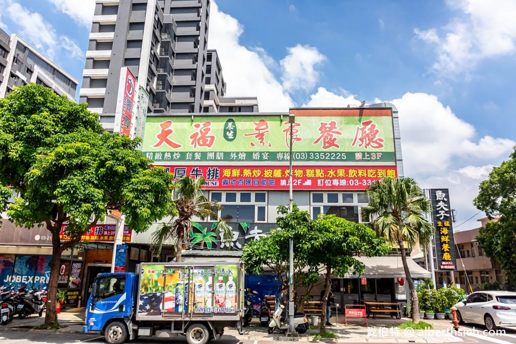 饗厚牛排-桃園店（399元起自助百匯吃到飽，牛排只要49）