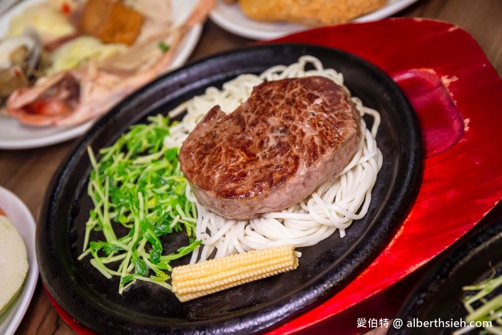 饗厚牛排-桃園店（399元起自助百匯吃到飽，牛排只要49）