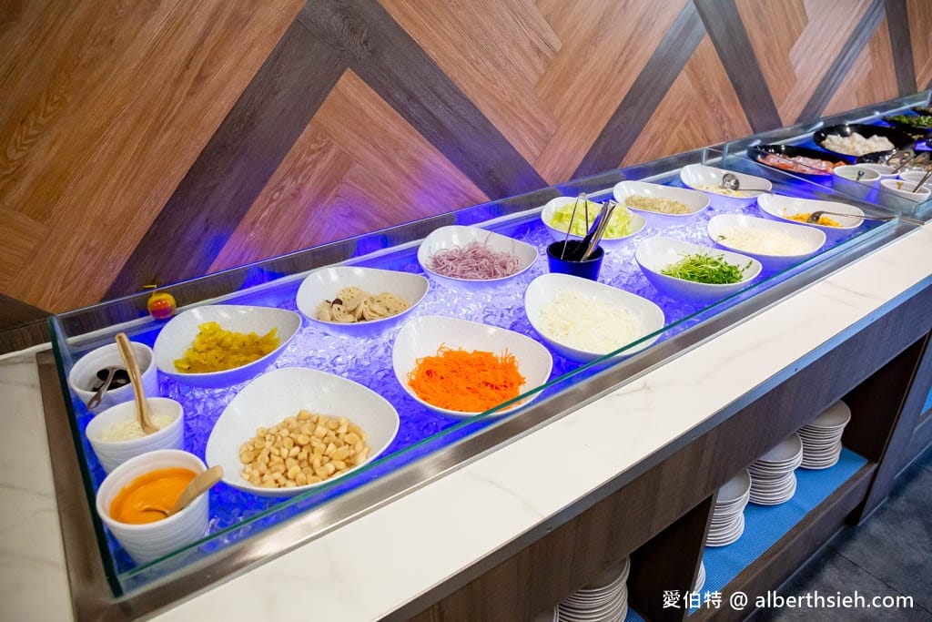 饗厚牛排-桃園店（399元起自助百匯吃到飽，牛排只要49）