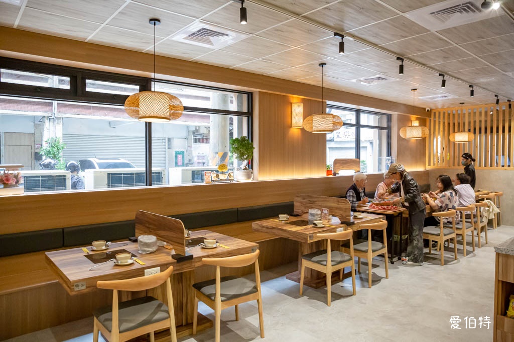 売鍋-中壢慈惠店(自助吧吃到飽,15款湯底,SOGO火鍋推薦) @愛伯特