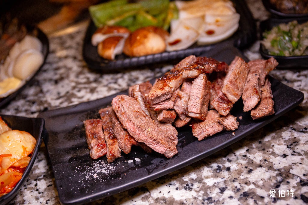 Oh!Yaki精緻燒肉吃到飽-中壢店|千元有找,牛排豬排魷魚隨你吃 @愛伯特