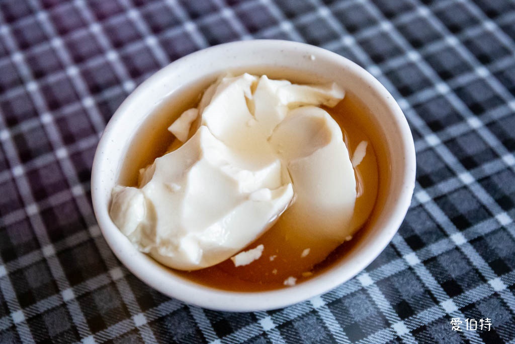 中壢內壢元生牛肉麵館（豆花免費吃到飽，停車方便！） @愛伯特