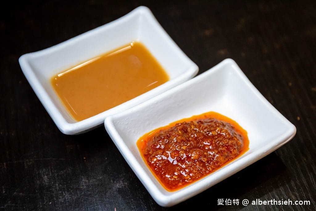 中壢老天鵝鵝肉專賣店中山總店|肉質鮮嫩多汁,清油麵湯頭很香很好喝 - 第15張圖 中壢老天鵝鵝肉專賣店中山總店|肉質鮮嫩多汁,清油麵湯頭很香很好喝