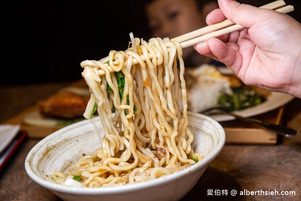 台中豐原聚餐推薦｜古都茶藝館，30年老店有包廂、好停車、免服務費