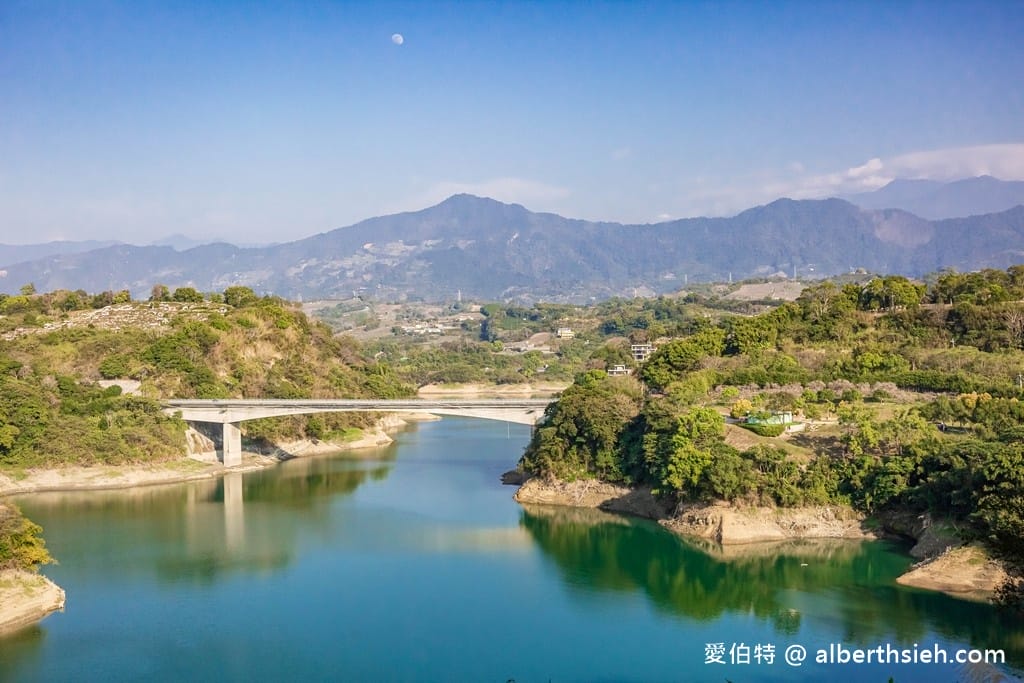 苗栗台三線景點一日遊｜大湖卓蘭採草莓景觀咖啡廳伴手禮通通有
