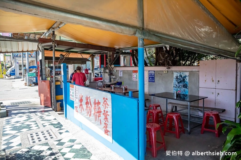 花蓮帝君廟前米粉羹｜在地人的早餐，直接跟老闆說一套就對啦