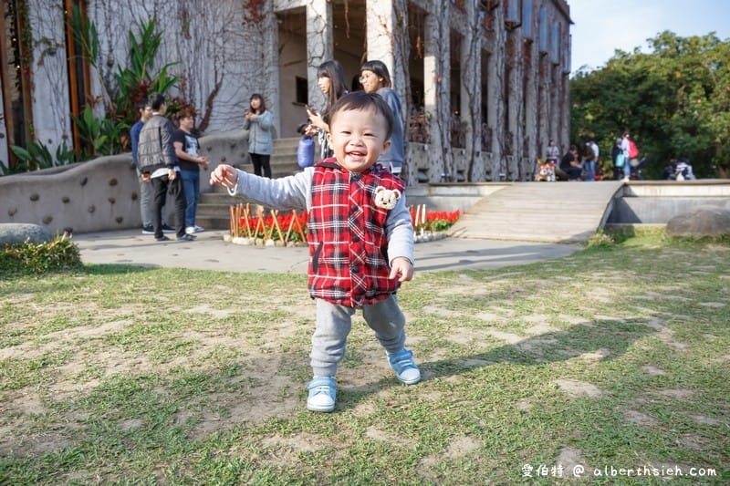 苗栗天空之城景觀餐廳｜仿歐風古堡坐擁鯉魚潭美景親子約會好去處