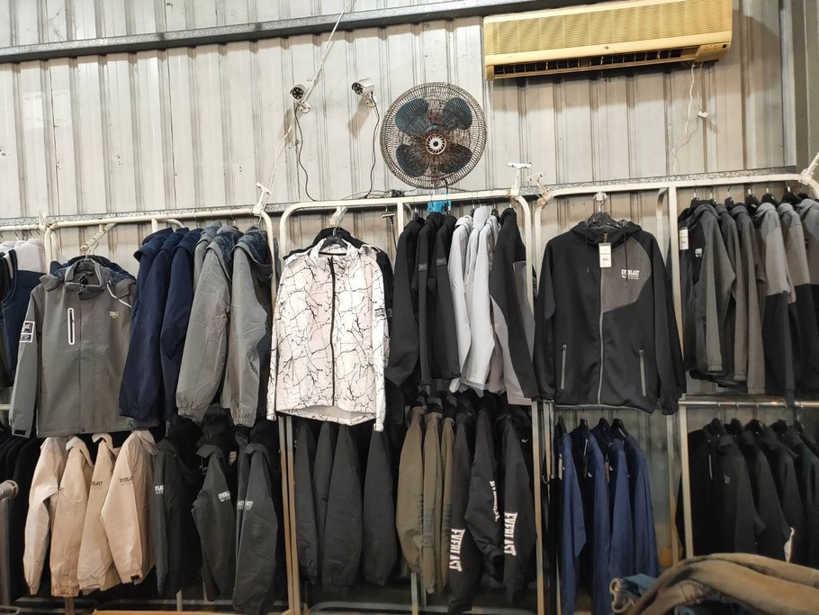 桃園中正北路特賣會（KANGOL/EVERLAST/五大運動品牌全面五折起） @愛伯特