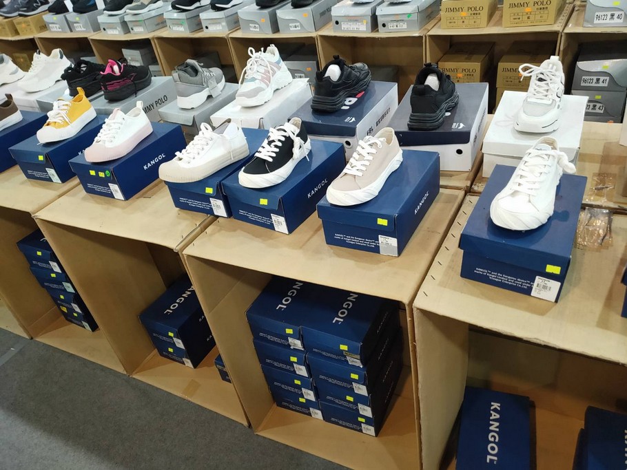 桃園中正北路特賣會（KANGOL/EVERLAST/五大運動品牌全面五折起） @愛伯特