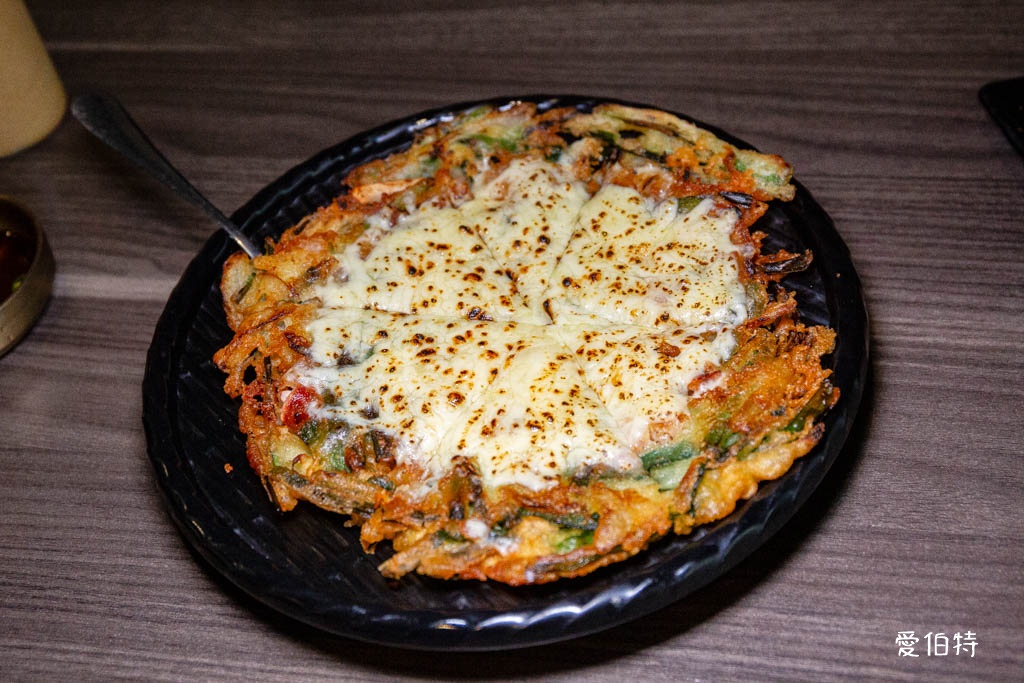 東大門韓國特色料理｜師大夜市附近正宗釜山風味，韓式小菜吃到飽 @愛伯特