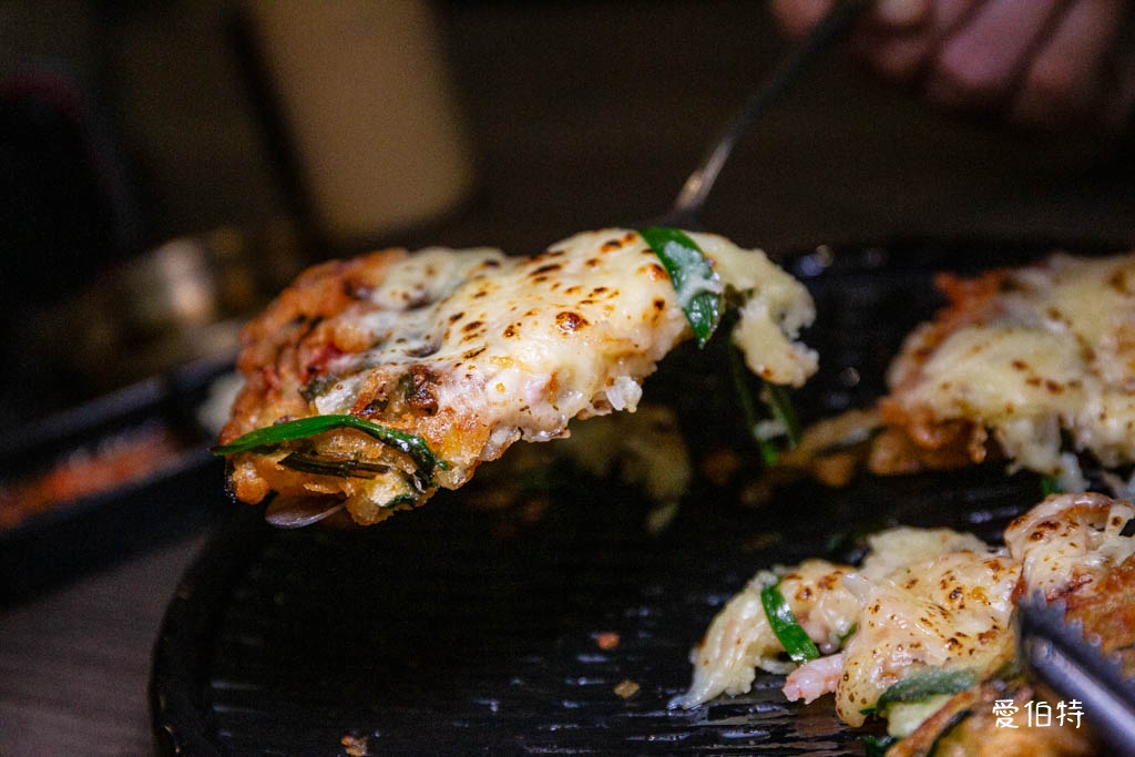 東大門韓國特色料理|師大夜市附近正宗釜山風味,韓式小菜吃到飽 @愛伯特