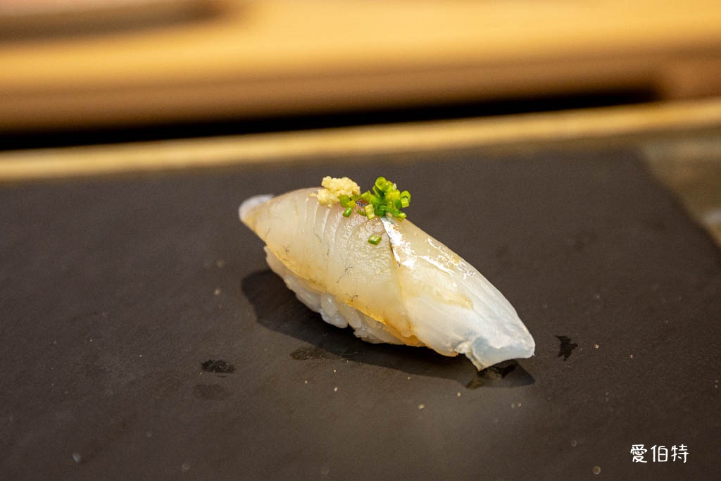 桃園本壽司無菜單料理|最鮮19道料理飽到天靈蓋,生魚片鮮甜爆表 @愛伯特