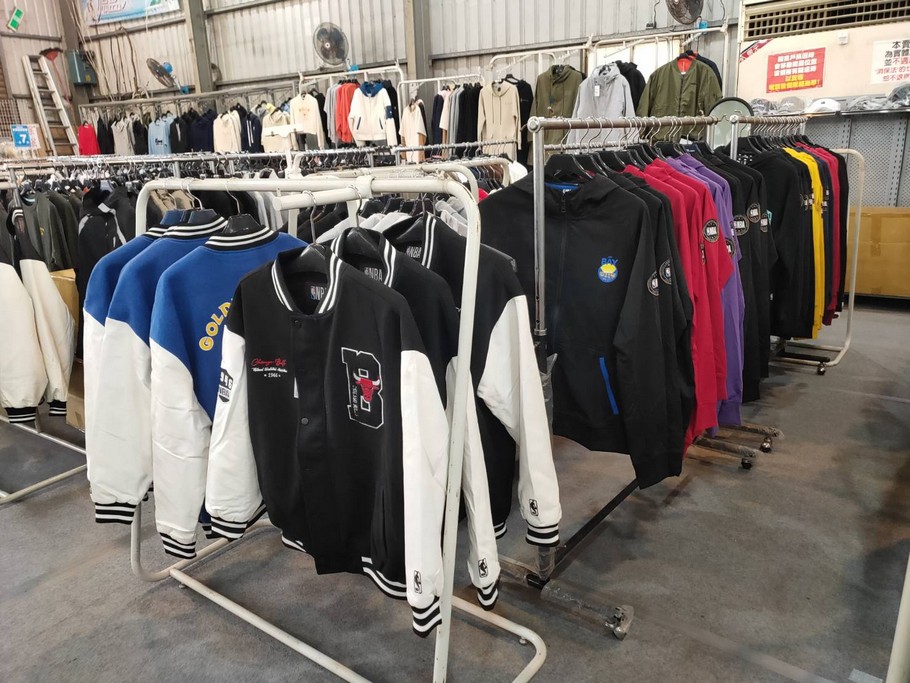 桃園中正北路特賣會（KANGOL/EVERLAST/五大運動品牌全面五折起） @愛伯特