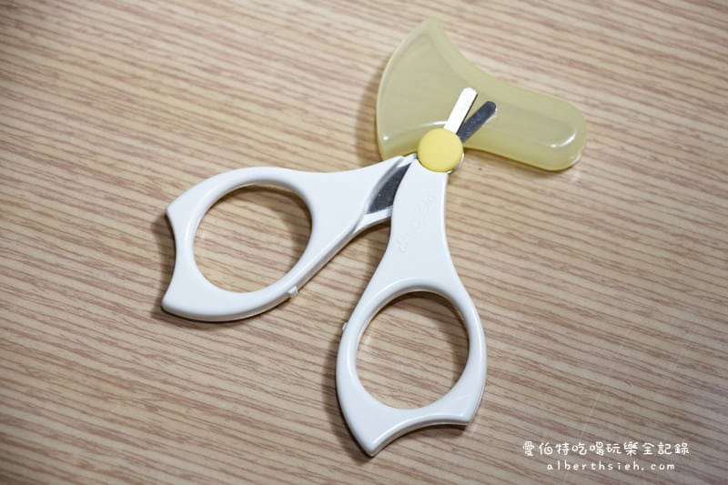 初生嬰兒新生兒用品要準備什麼？必備清單2025更新版