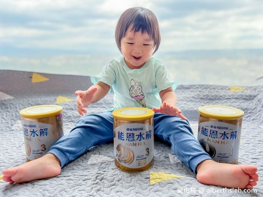 初生嬰兒新生兒用品要準備什麼？必備清單2025更新版