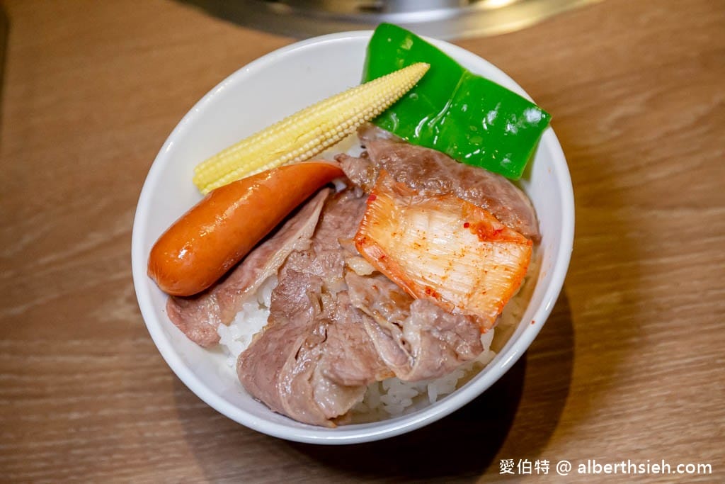 燒肉LIKE｜桃園新光影城美食（日本超夯一個人也可以吃的燒肉）