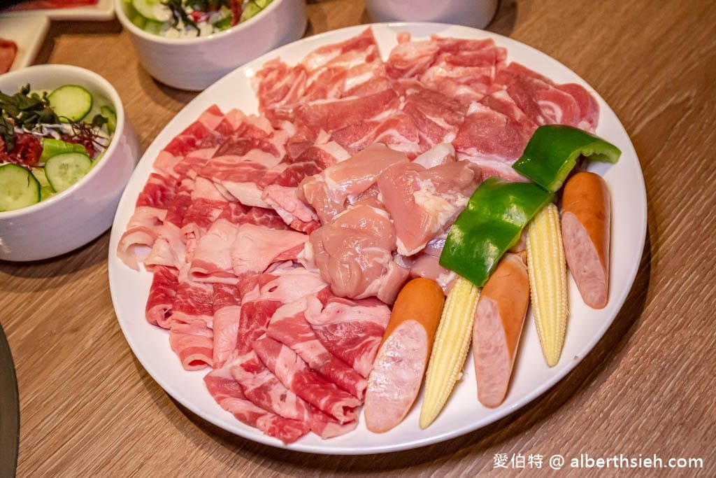 燒肉LIKE｜桃園新光影城美食（日本超夯一個人也可以吃的燒肉）