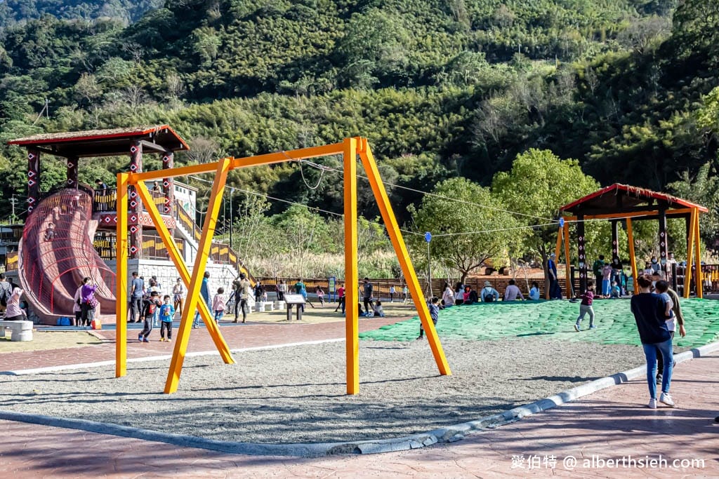 泰雅原住民文化產業園區｜溫泉煮蛋，親子公園，泡腳池