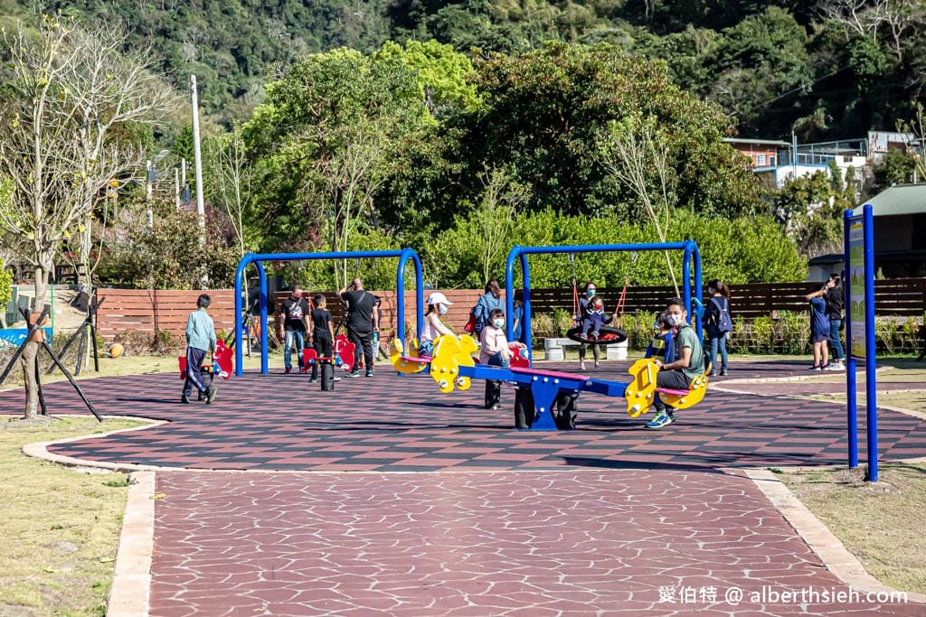 泰雅原住民文化產業園區｜溫泉煮蛋，親子公園，泡腳池