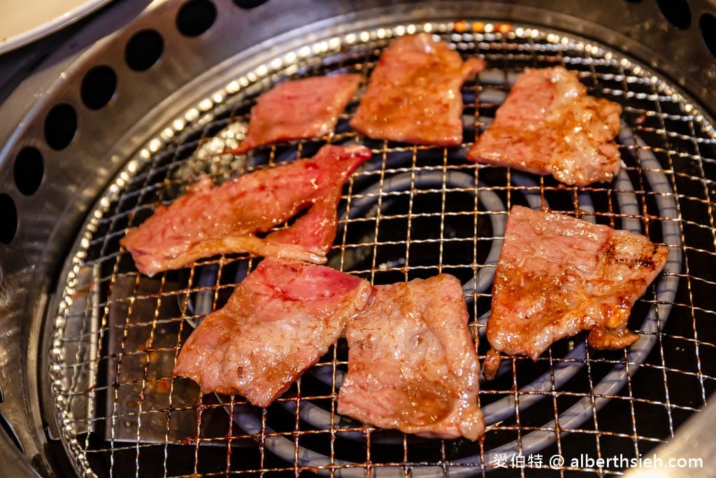 燒肉LIKE｜桃園新光影城美食（日本超夯一個人也可以吃的燒肉）