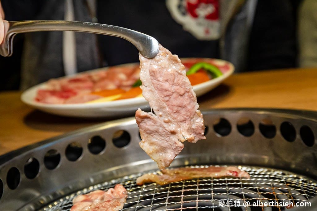 燒肉LIKE｜桃園新光影城美食（日本超夯一個人也可以吃的燒肉）