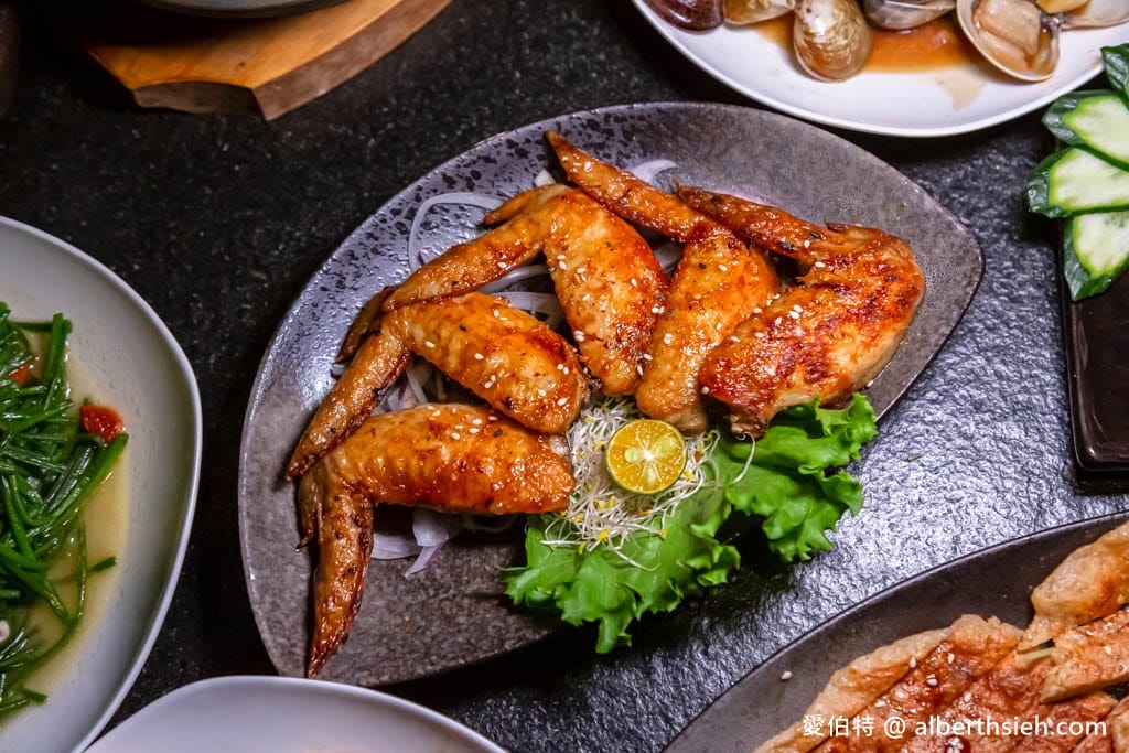 桃園品炭焼｜中路美食宵夜推薦，充滿高級感的平價居酒屋